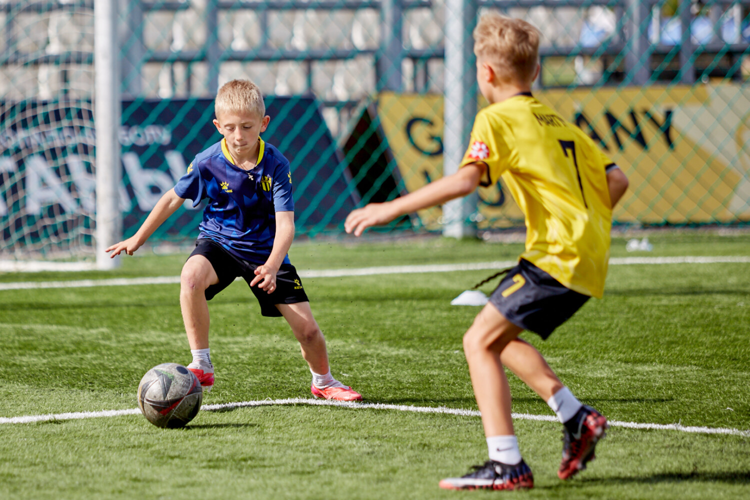 FC DM — ГРУГАНЫ (2015)